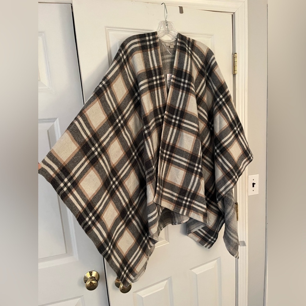 LOFT Plaid Sweater Wrap - Picture 5 of 8